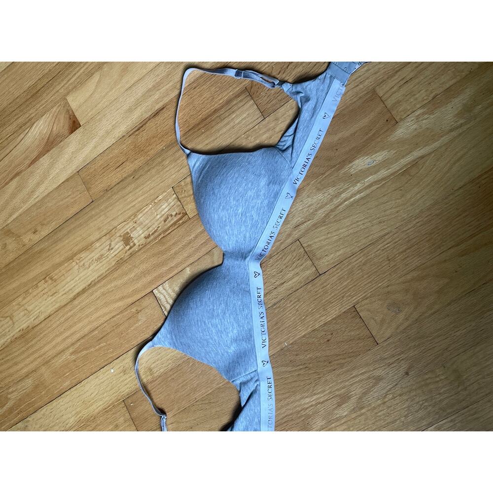 32b tshirt lightly lined unwired bra